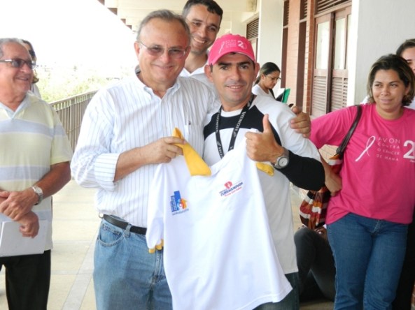 Entrega fardamento agentes de saúde 02