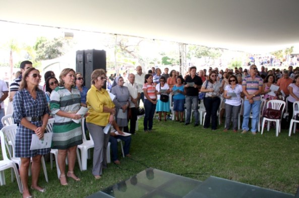 Dia de finados_Demis Roussos (4)