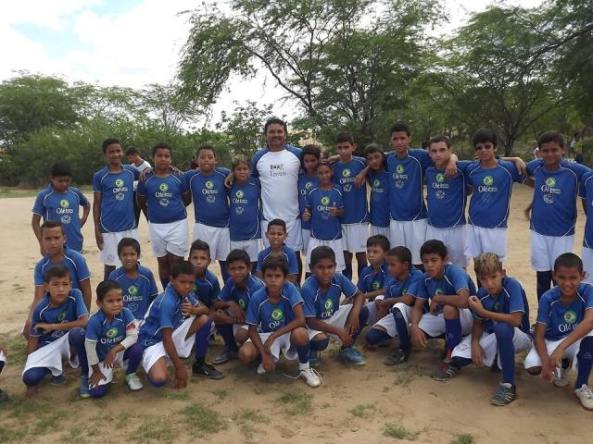 967468_748320945201695_1451039661_n