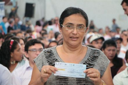 Microcrédito - Kelly Cristina - Foto de Demis Roussos